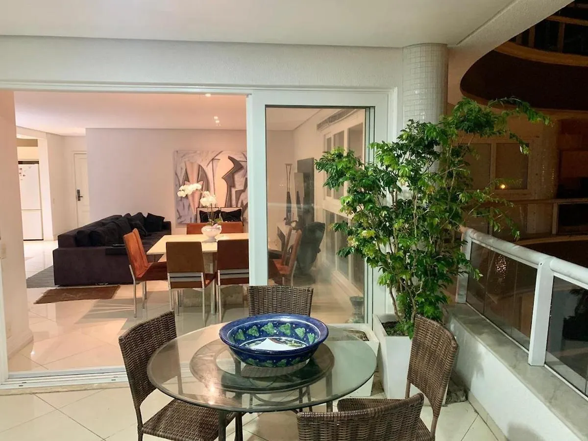 4 Bedroom Apartment In Jurere Internacional Florianópolis 0*,  Βραζιλία