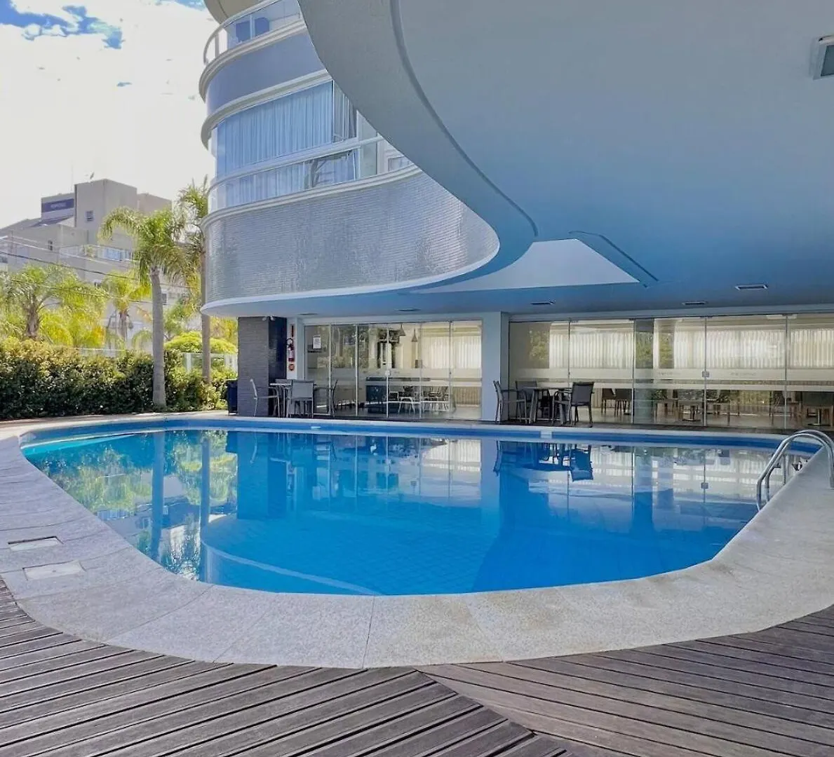 4 Bedroom Apartment In Jurere Internacional Florianópolis